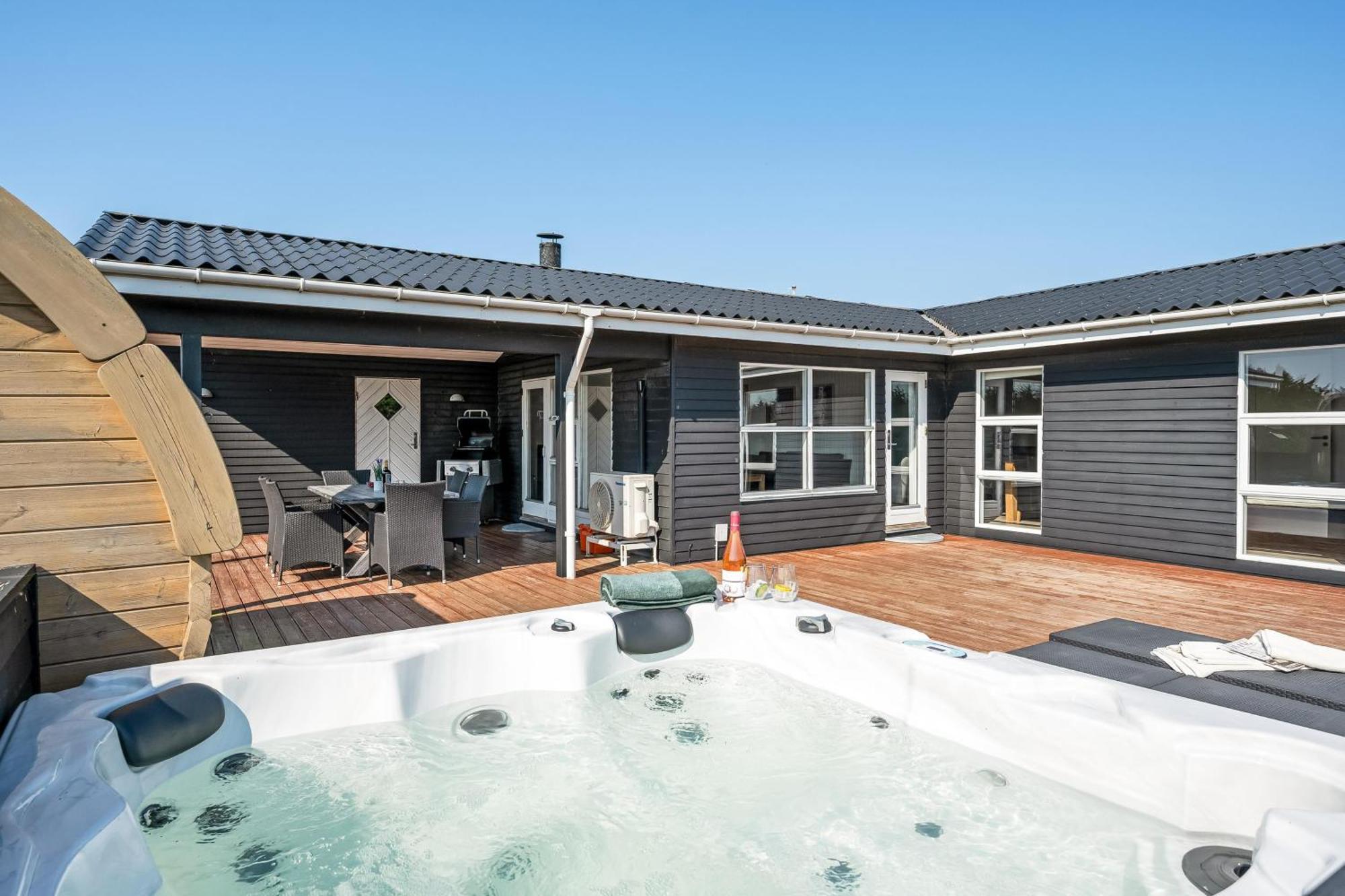 Charming Holiday Home Near The North Sea, With Outdoor Sauna And Outdoor Spa, Ringkøbing Eksteriør bilde